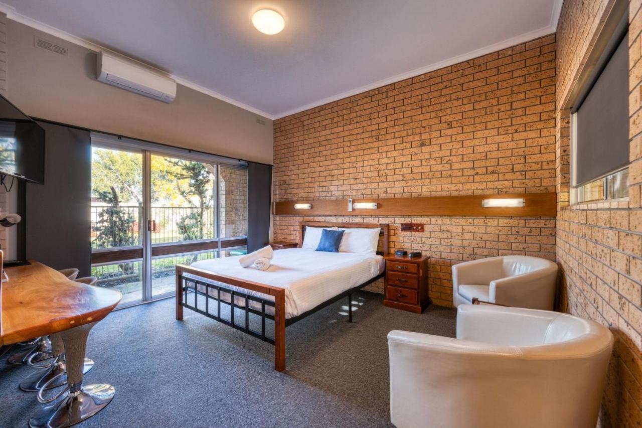 Colac Mid City Motor Inn Екстериор снимка