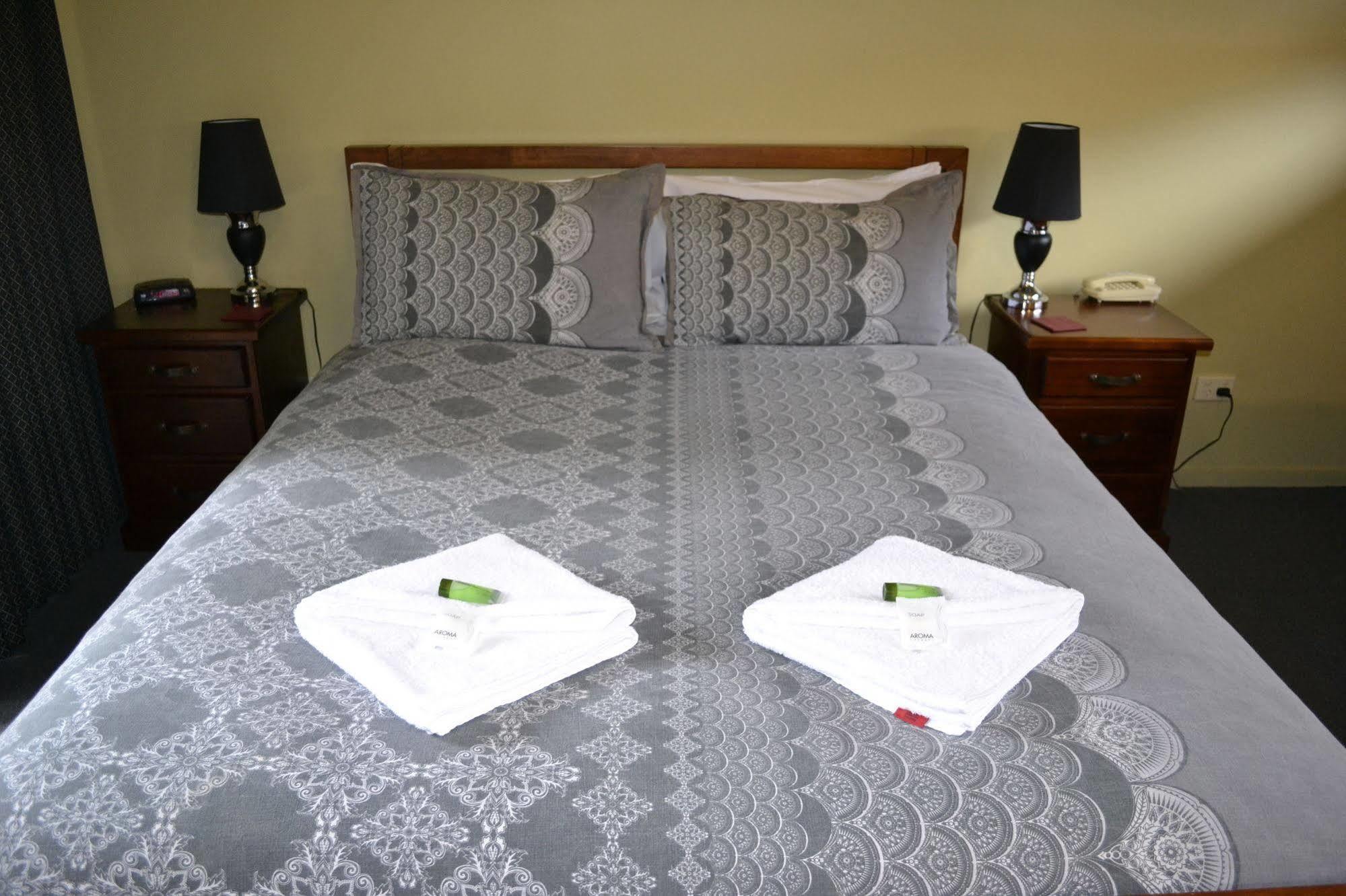 Colac Mid City Motor Inn Екстериор снимка