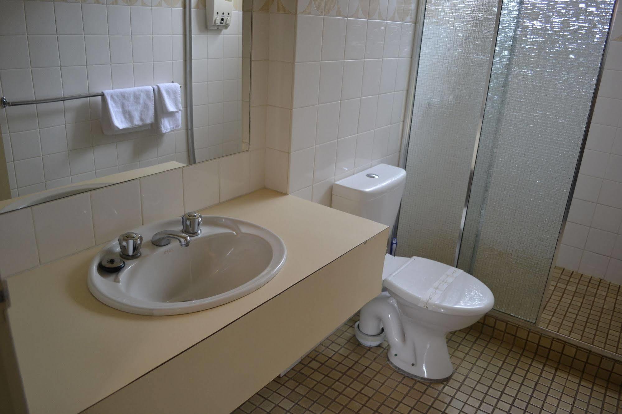 Colac Mid City Motor Inn Екстериор снимка