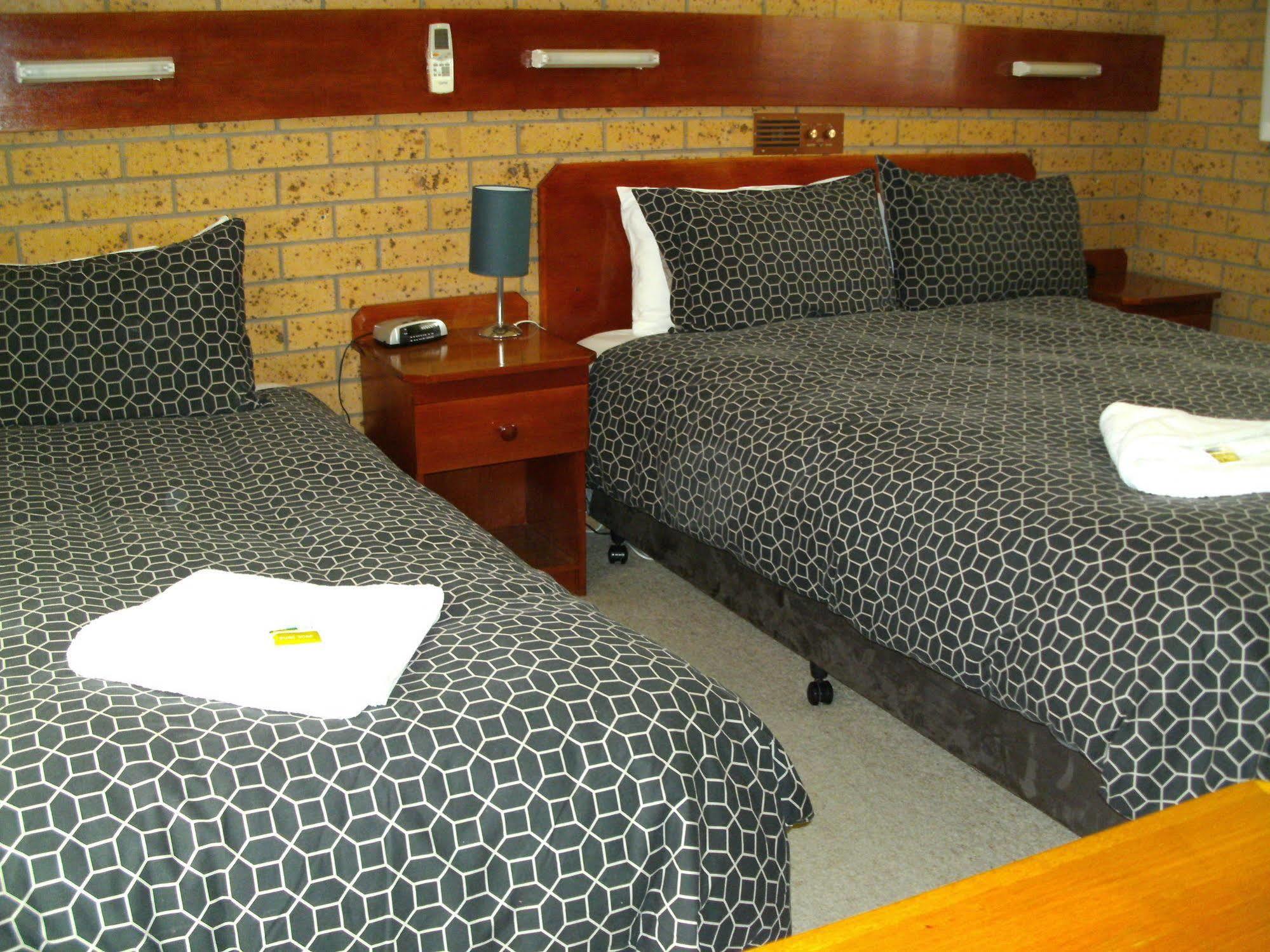 Colac Mid City Motor Inn Екстериор снимка