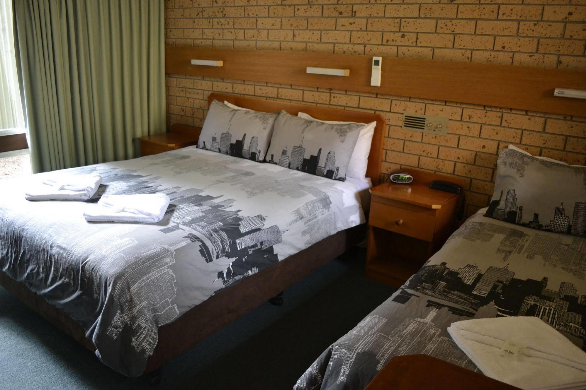 Colac Mid City Motor Inn Екстериор снимка