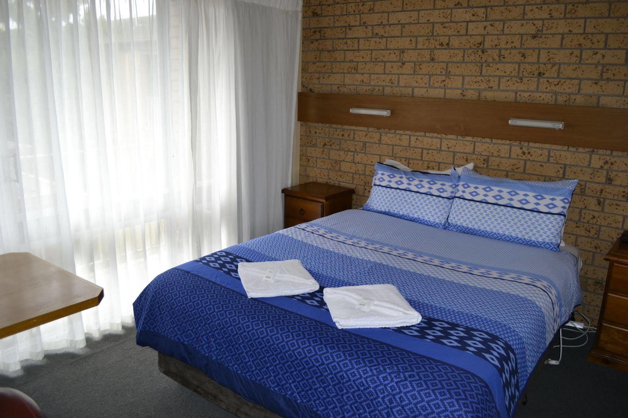 Colac Mid City Motor Inn Екстериор снимка