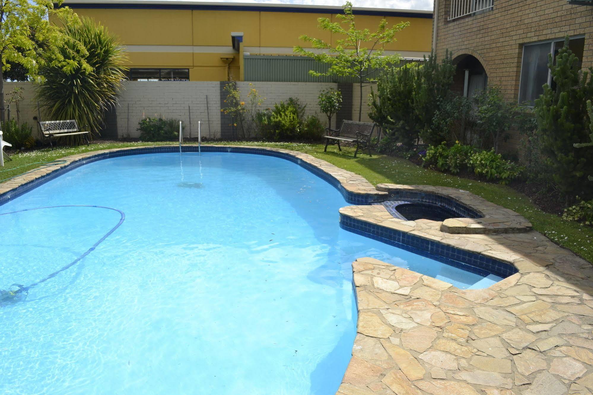 Colac Mid City Motor Inn Екстериор снимка